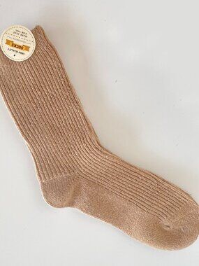 Irish 100% Natural Undyed Wool Crew Socks Beige NWT High Quality